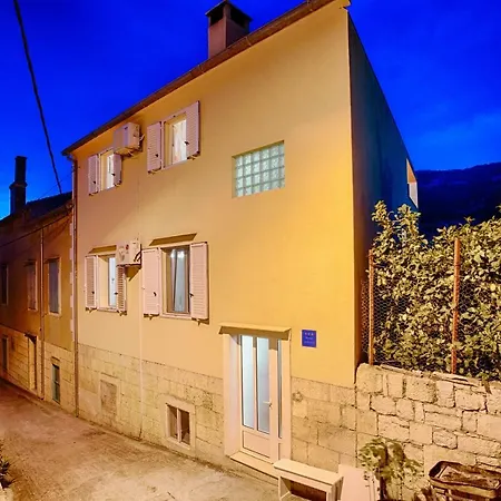 Babic Apartmán Komiža